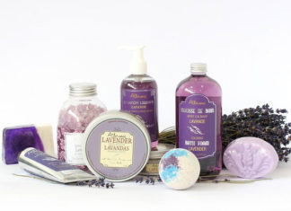 Zestaw pachnących kosmetyków – pomysł na prezent na Dzień Matki Zestaw pachnących kosmetyków - pomysł na prezent na Dzień Matki