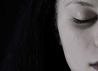 Jak wybrać najlepszy krem na zmarszczki pod oczami?