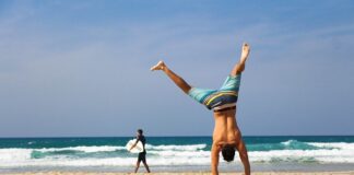 Jak długo stać na rękach?