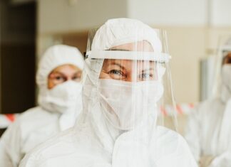 Co to znaczy jak maseczka szczypie? Co to znaczy jak maseczka szczypie?