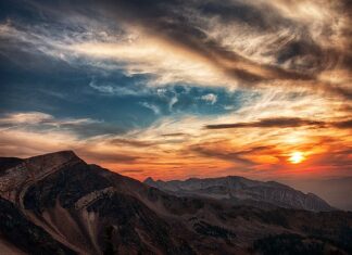 Do której godziny słońce opala?