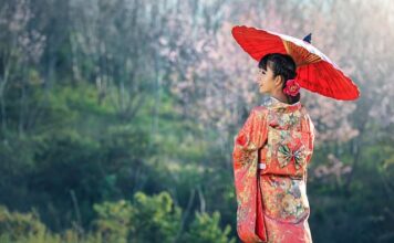Ile kosztuje prawdziwe japońskie kimono? Ile kosztuje prawdziwe japońskie kimono?