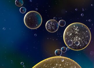 Dlaczego w wodzie szybciej się opala? Dlaczego w wodzie szybciej się opala?