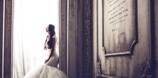 Czy narzeczony może zobaczyć suknię ślubna?