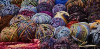 Ile powinno być wełny w płaszczu?