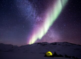 Czy można spać w namiocie podczas deszczu? Czy można spać w namiocie podczas deszczu?