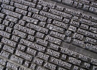 Jak nazywa się krotki płaszcz?