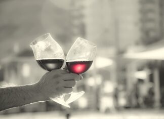 Czy daje się coś dziewczynie na studniówkę? Czy daje się coś dziewczynie na studniówkę?