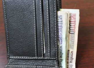 Czego nie trzyma się w portfelu? Czego nie trzyma się w portfelu?