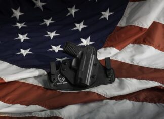 Jak się nosi ponczo? Jak się nosi ponczo?