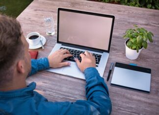 Jak się pisze z wczoraj?